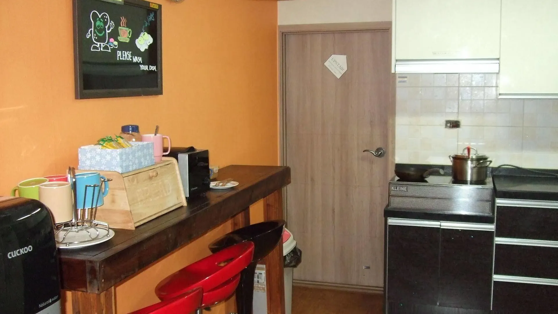 Birdsnest Hostel Hongdae Foreigner only Seoul Südkorea