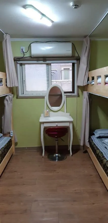 Birdsnest Hostel Hongdae Foreigner only Seoul