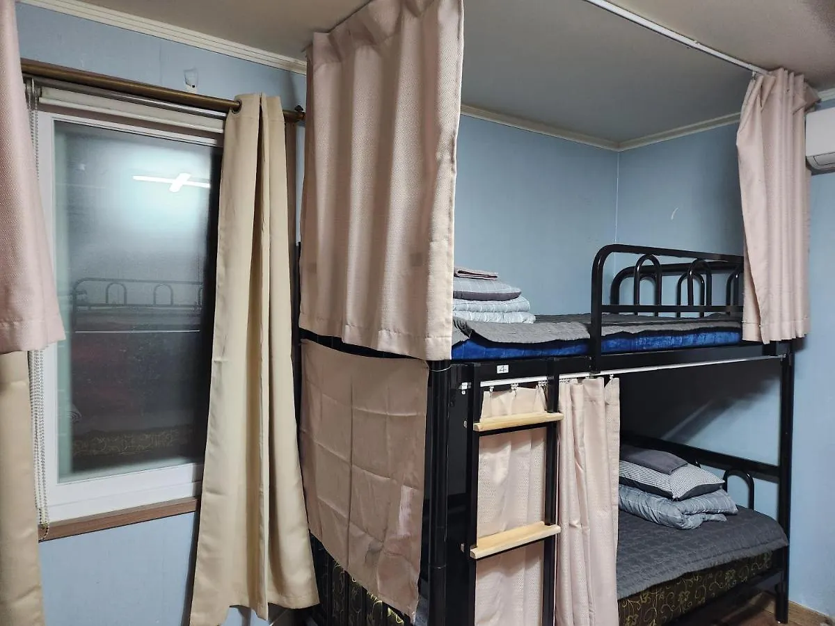 Birdsnest Hostel Hongdae Foreigner Only Seoul South Korea